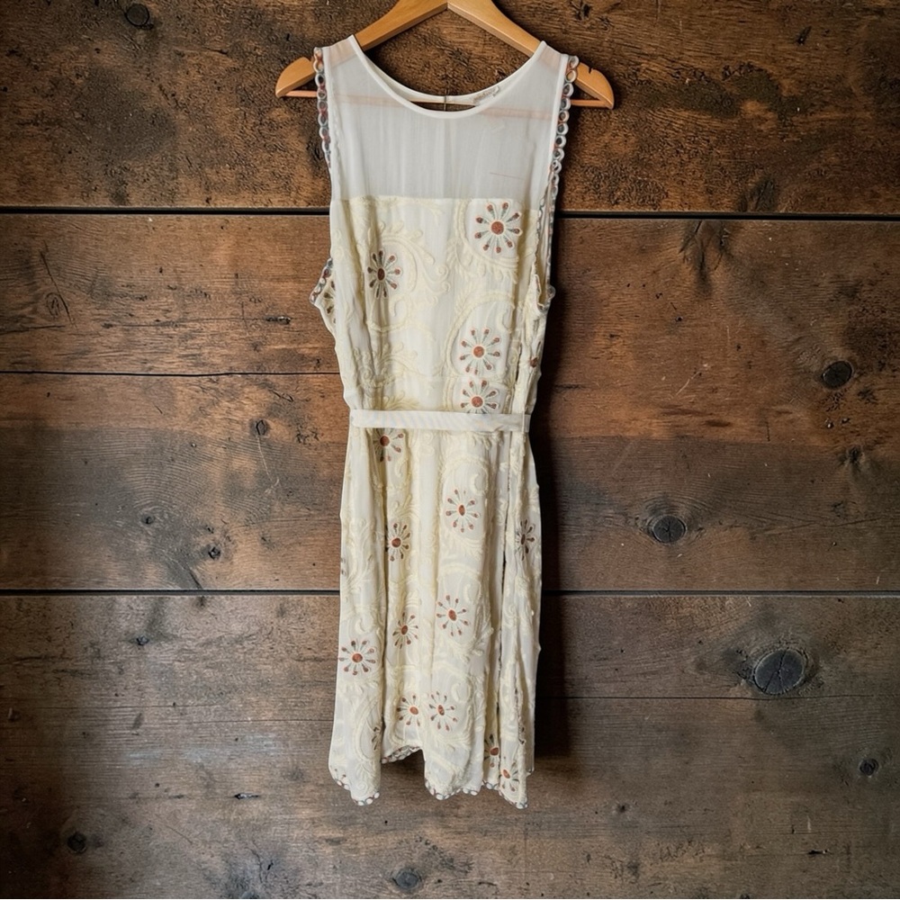 NWOT SUNDANCE Dress Embroidered Floral Viscose Beautiful Women’s Size 14